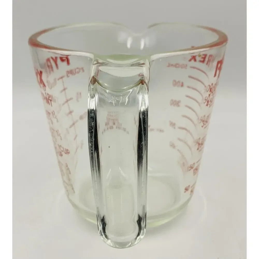 Vintage Pyrex 516 2 Cup Glass Measuring Cup Red Letter Corning USA